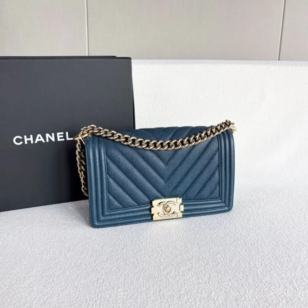 Chanel Women Pre-Loved Bag Very Good Condition